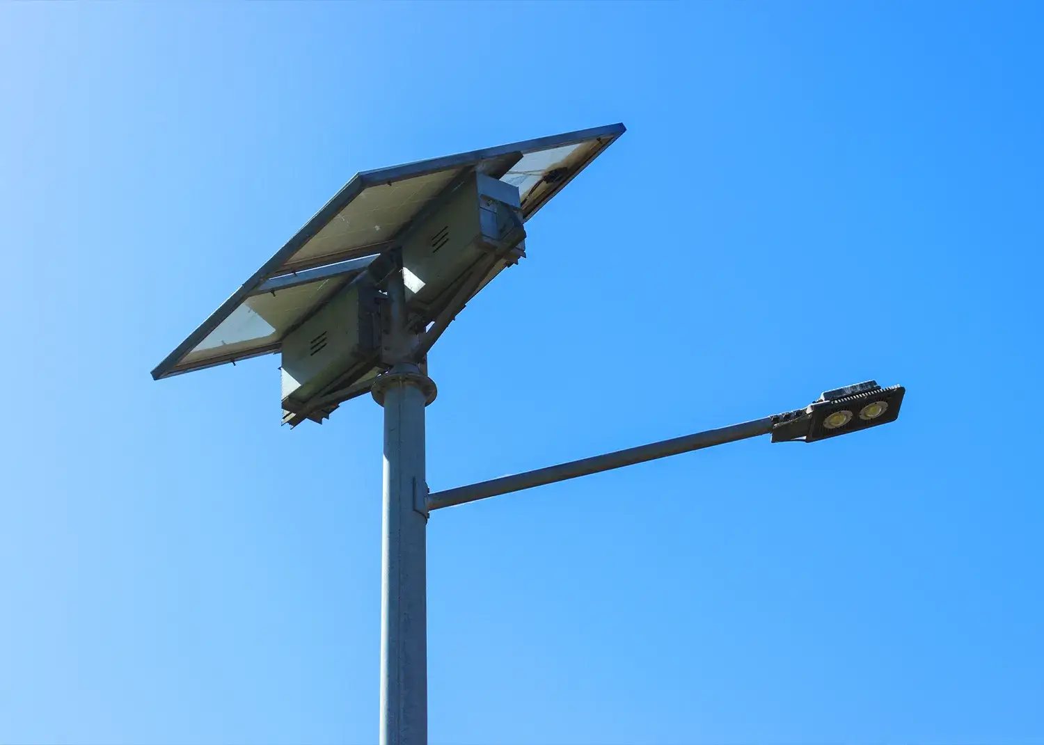 Qlectrics EV Chargers for Fleets and Commercial Vehicles